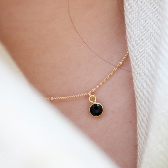 Onyx Drop Necklace Gold
