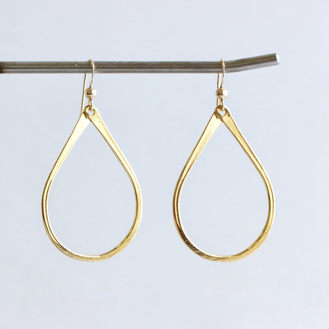Drop Hook Earring Gold