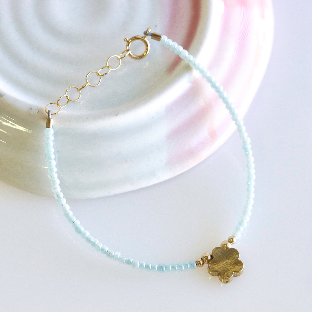 Flower Bead Bracelet Gold