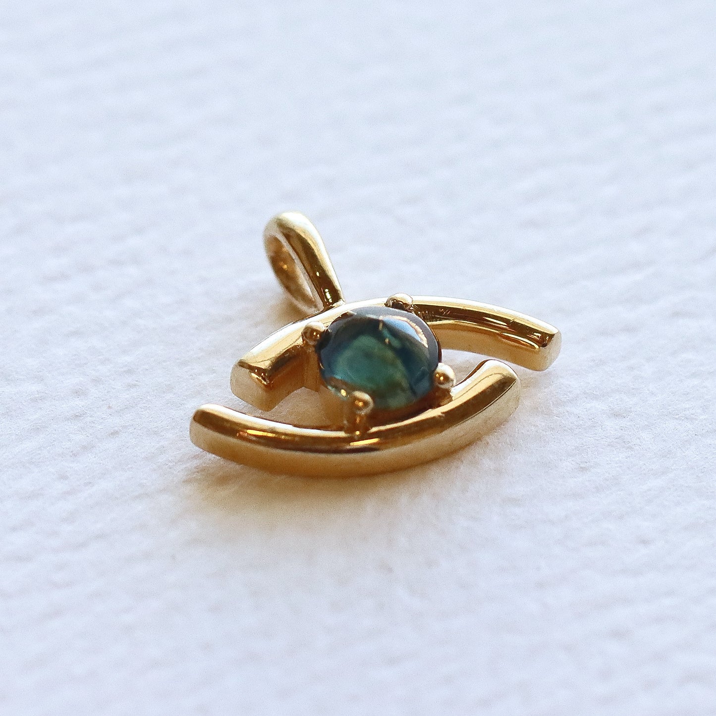 Evil Eye Pendant Yellow Gold