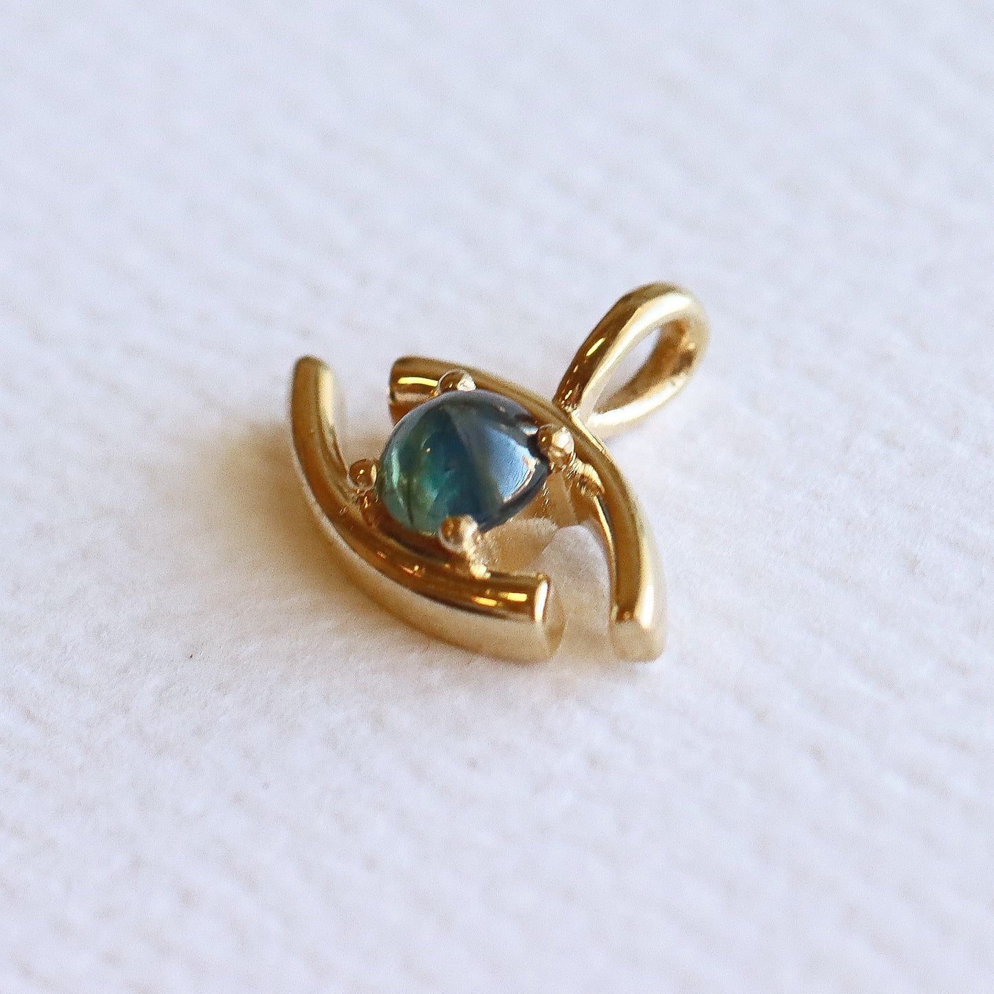 Evil Eye Pendant Yellow Gold