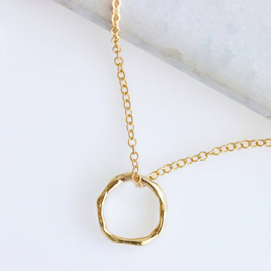 Unity Necklace Gold