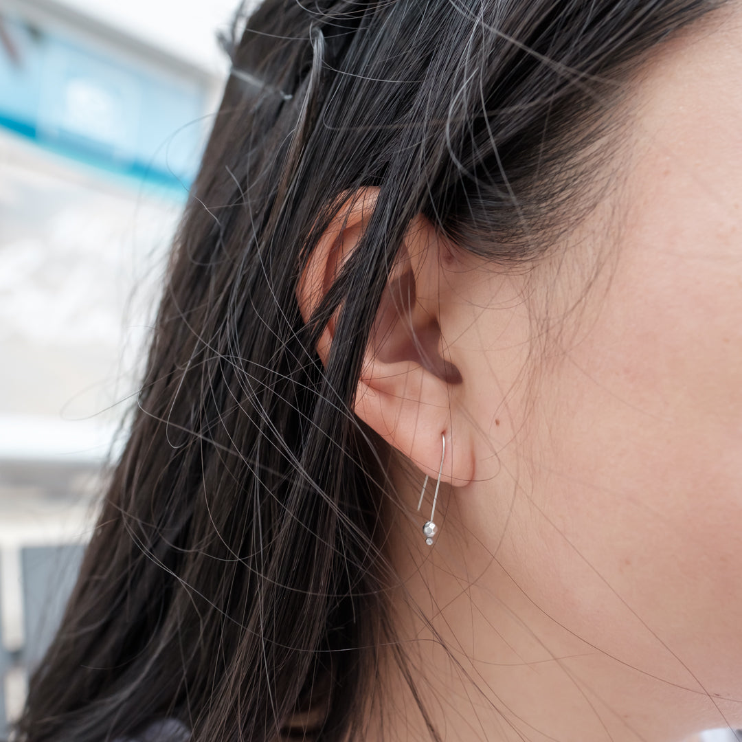 Faceted Ear Pin White Gold